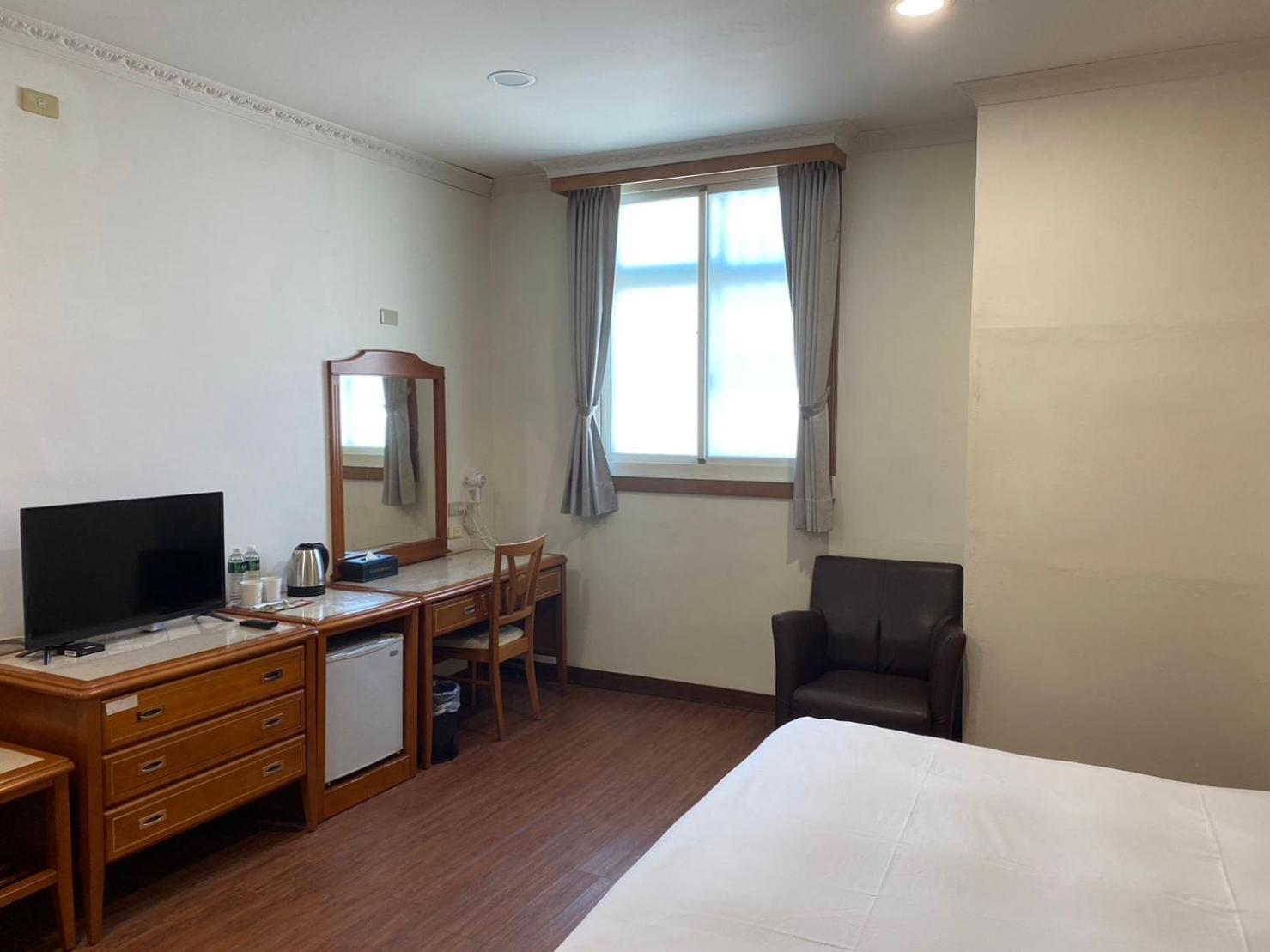 Yuai Fu Hao Hotel Taizhong Zewnętrze zdjęcie