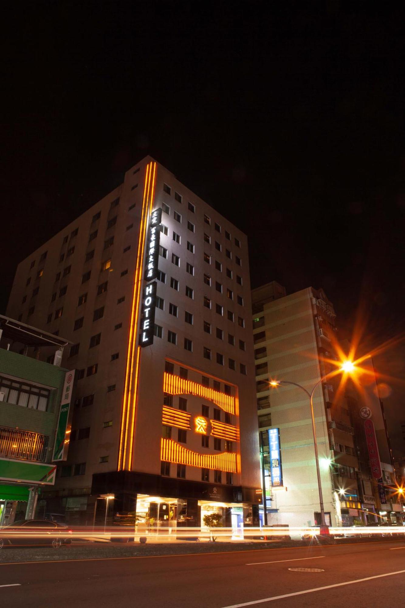 Yuai Fu Hao Hotel Taizhong Zewnętrze zdjęcie