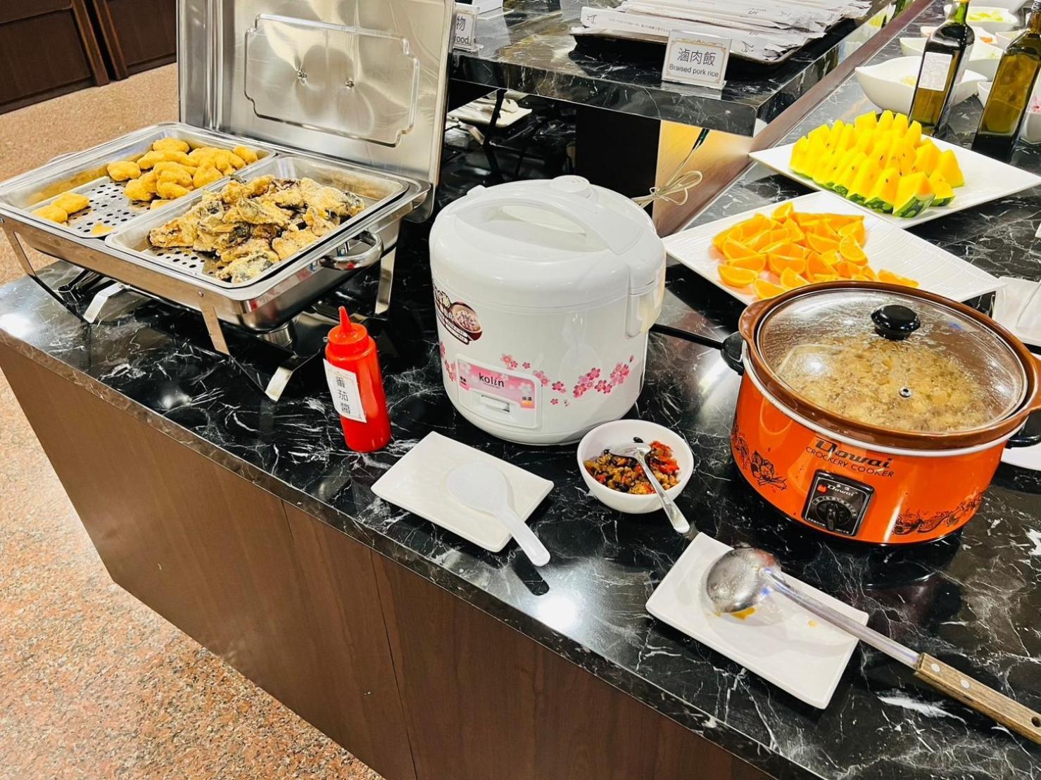 Yuai Fu Hao Hotel Taizhong Zewnętrze zdjęcie