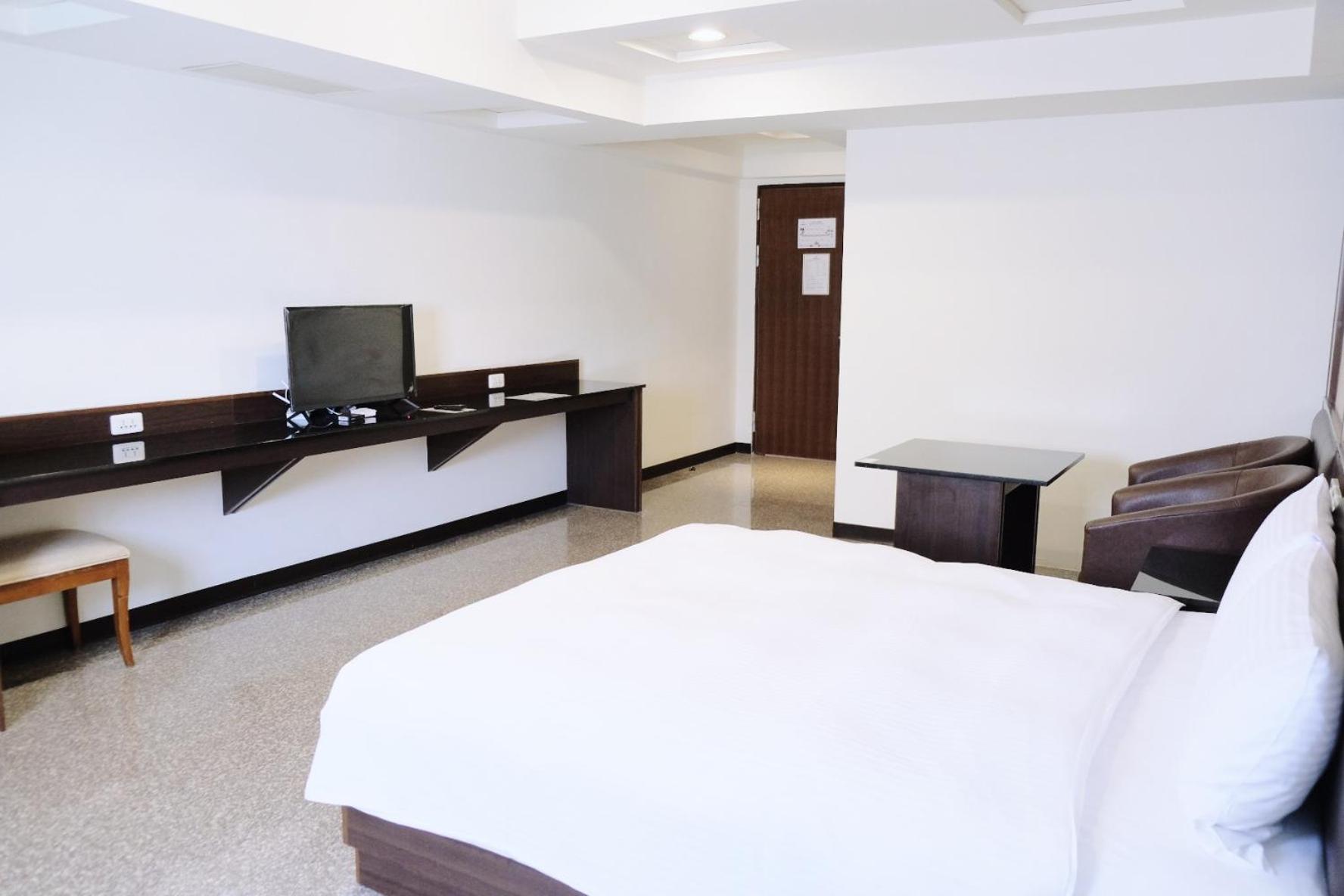 Yuai Fu Hao Hotel Taizhong Zewnętrze zdjęcie